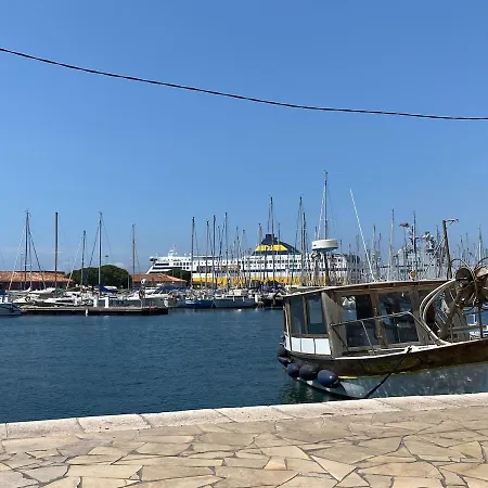 Odysee-plage شقة *